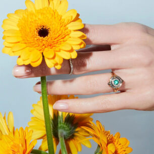 Emerald Mira Ring