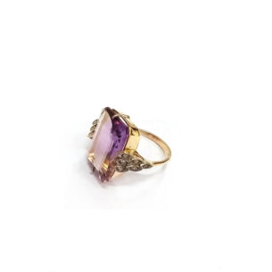 Amethyst and Diamonds Ring Oona